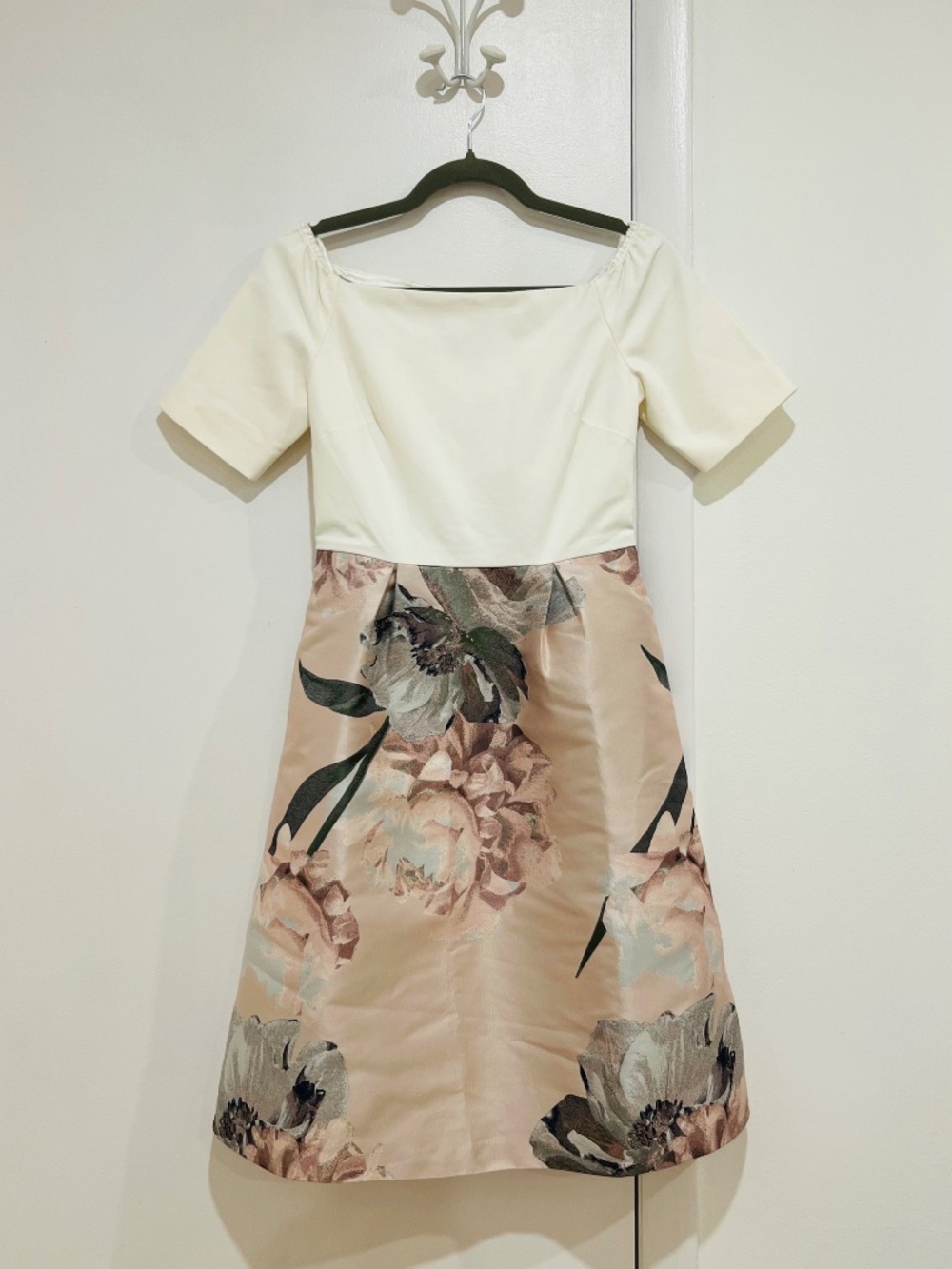 Ted Baker Cathiey Woodland Off The Shoulder Dress Pale Pink Size 1